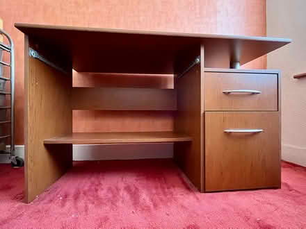 Photo of free Desk (Barking IG11) #1