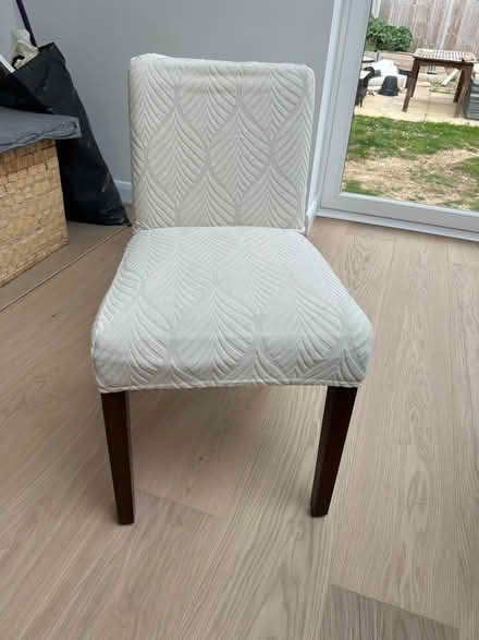Photo of free Dinning chairs (Freeland. Oxfordshire) #1