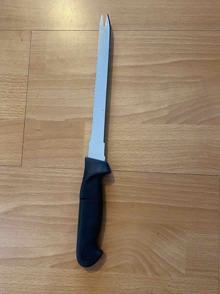 Photo of free Double sided serrated knife (Cogges OX28) #2