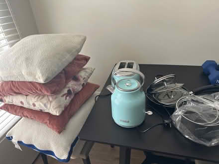 Photo of free pillows / toaster / kettle (1 Beverston mews) #1