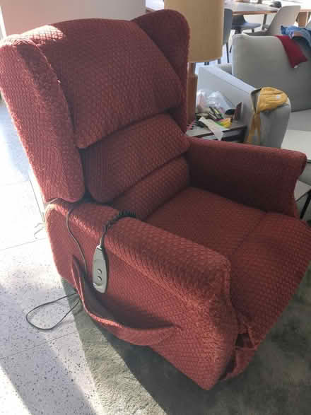 Photo of free Electric recliner (Broxbourne EN10) #1