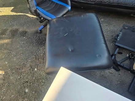 Photo of free furniture - Oldbury B68 (Oldbury - B68) #4