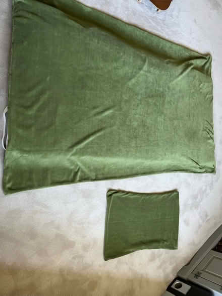 Photo of free Single duvet set (Keighley BD20) #2