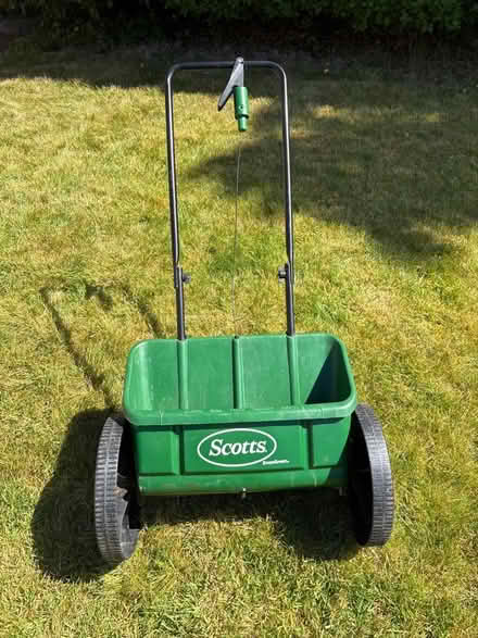 Photo of free seed spreader (Thames Ditton KT7) #1