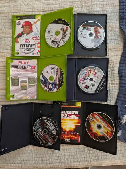 Photo of free PlayStation and XBOX retro (?) game (NRG stadium) #1