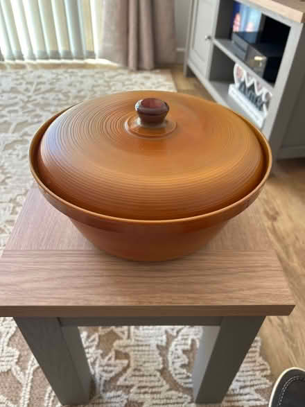 Photo of free 28 cm Arcopol casserole dish lidded (Swindon SN25) #1