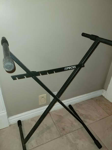 Photo of free Keyboard Stand (Downtown / Gage Park) #2