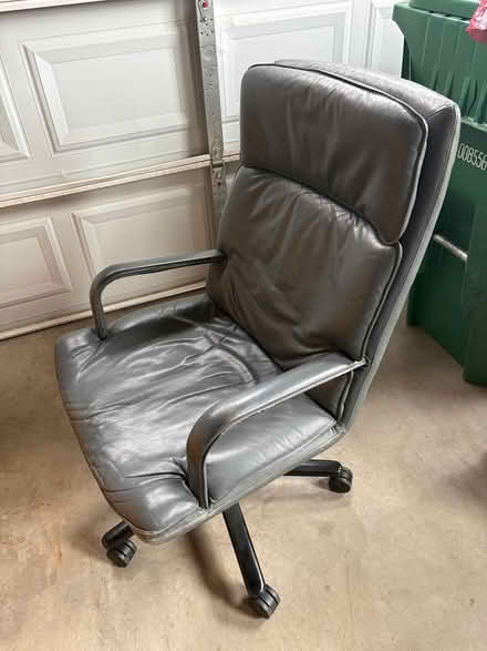 Photo of free Office Chair (Gun Club/Jewell, Murphy Creek) #2