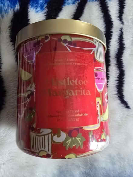 Photo of free Mistletoe Margarita Candle (West 7th) #1