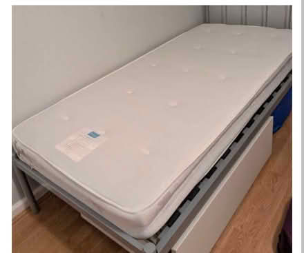 Photo of free Single mattress from guest bedroom (Little Chalfont HP7) #1