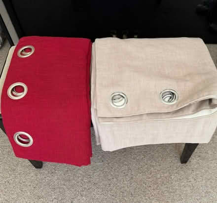 Photo of free 137 cm Curtain pole & fittings and 2 pairs of curtains (Northgate Village CH1) #2