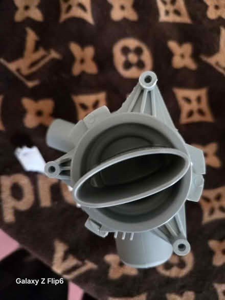 Photo of free Somthing in a box new (Erith DA8) #3