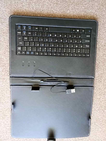Photo of free Keyboard case for tablet (SS0 Westcliff) #1