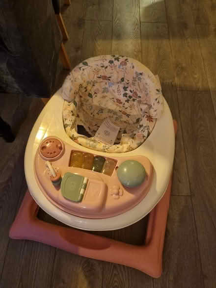 Photo of free Baby seat or something like that (Crewton DE24) #1