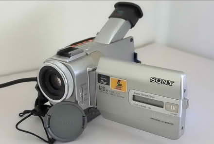 Photo of camcorder (Bolton-upon-Dearne S63) #1