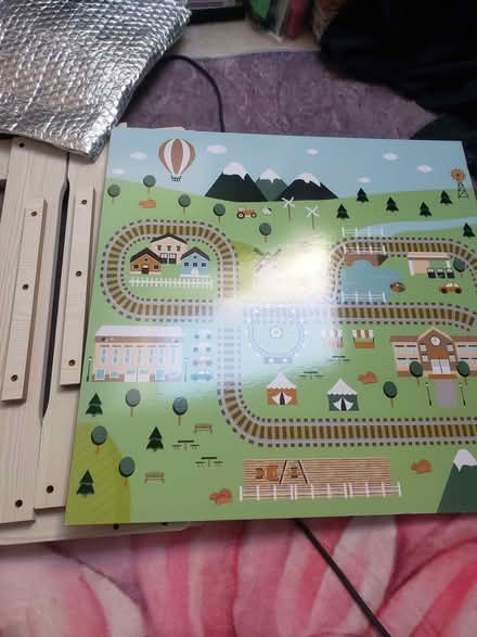 Photo of free Train play table (Wandsworth Common SW12) #1