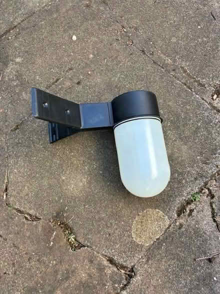 Photo of free Outdoor corner light (Roebuck SG2) #3