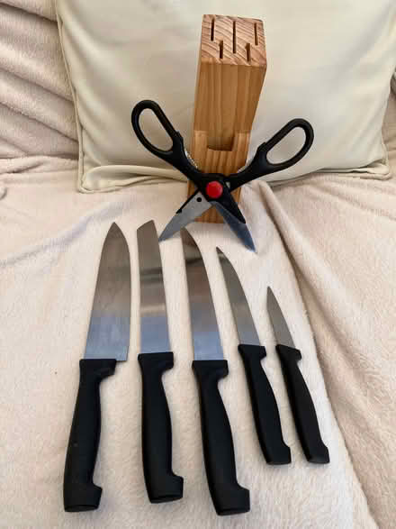 Photo of free Knife block with knives and scissors (Rothley LE7) #2