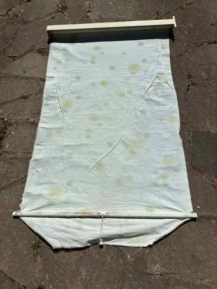 Photo of free Shower screen, roller blind type (Roebuck SG2) #4