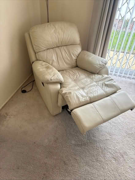 Photo of free Cream Leather Recliner Chair (Coven Heath WV10) #3