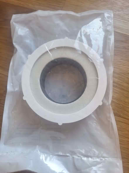 Photo of free Basin waste seal kit (Moorfields BA2) #2