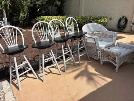 Photo of free must pick up by 5/1 (Downtown Sarasota) #1