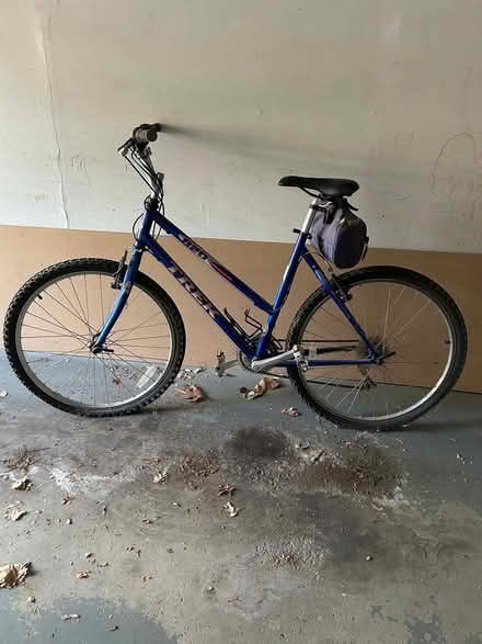 Photo of free 30 y.o. hybrid mountain bike (Ossining NY) #1