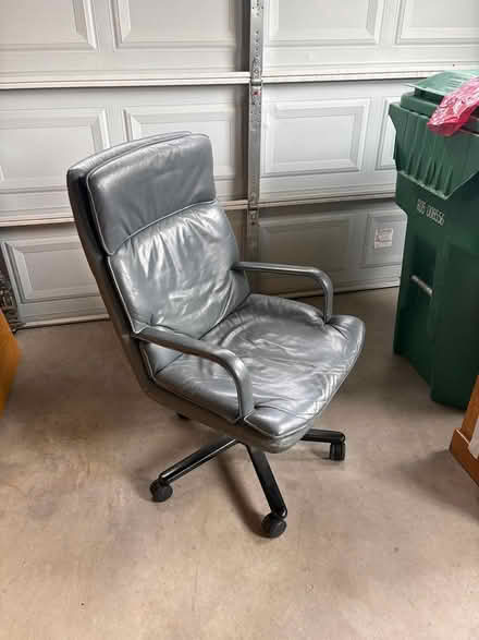Photo of free Office Chair (Gun Club/Jewell, Murphy Creek) #1