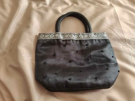 Photo of free Silk handbag (Bedford) #1