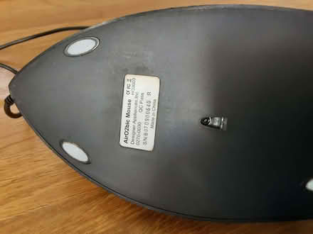 Photo of free Ergonomic Mouse (Warton LA5) #3