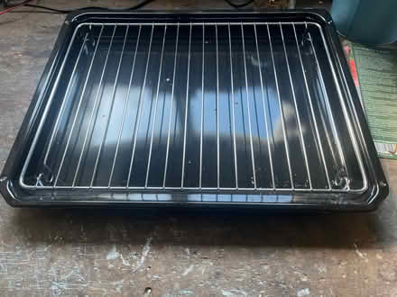 Photo of free Grill pan and reading light (Elgin IV30) #1