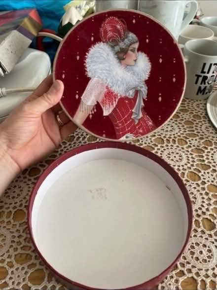 Photo of free Fancy Box (Cheshunt En8) #3