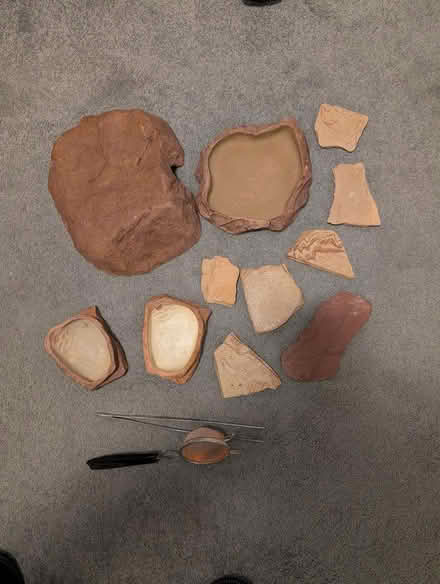 Photo of free Items for a pet gecko house (Unionville) #1