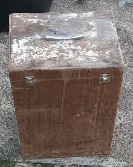 Photo of free Wooden box for restoration (Headington OX3) #1