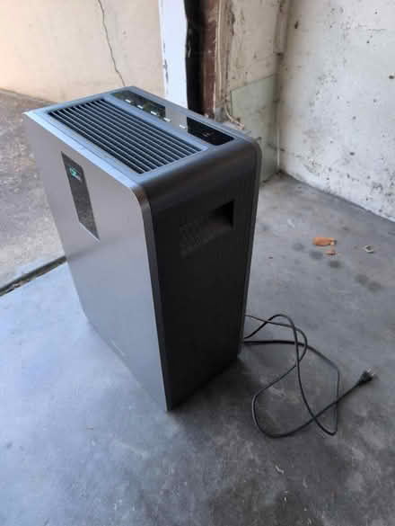 Photo of free Bissell Air400 Air Purifier (El Cerrito) #3