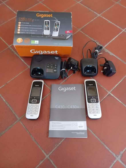 Photo of free landline hand set with answering machine (Nyetimber PO21) #1