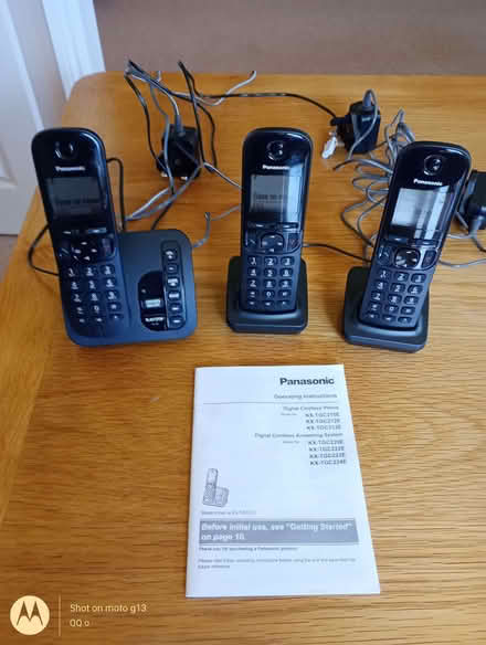 Photo of free Panasonic Kx-Tgc223Eb Dect Cordless Phone With Answering Mac (Lamberhurst TN3) #1