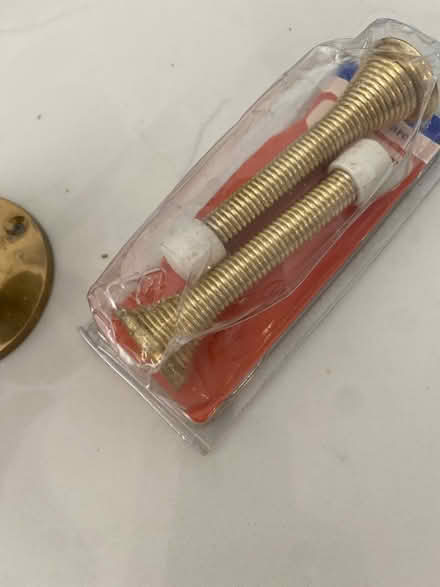Photo of free Misc household goods (Stockwell) #4