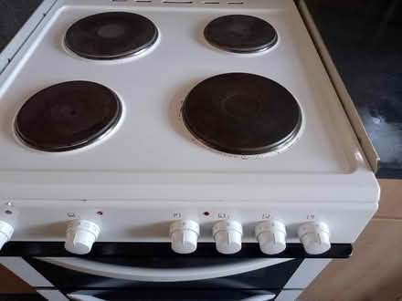 Photo of free Electric cooker (Harlow ,bishop Stortford,) #3