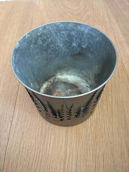 Photo of free Rustic plant pot (South Kensington W8) #2
