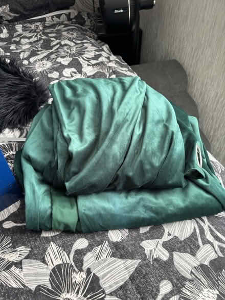 Photo of free Curtains (Bb14ay) #1