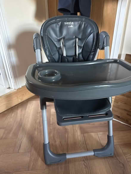 Photo of free High chair (WA10) #1