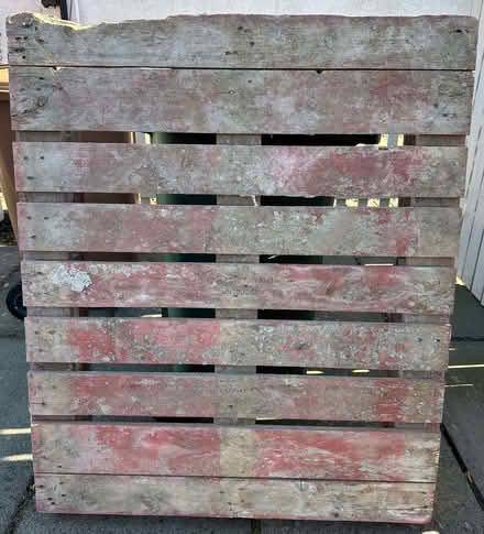 Photo of free Pallet (Boswall EH5) #1