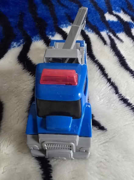 Photo of free Blue Tow Truck Toy (West 7th) #4