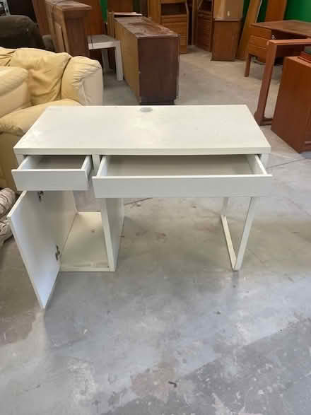 Photo of free White Computer Desk (South Elgin) #2
