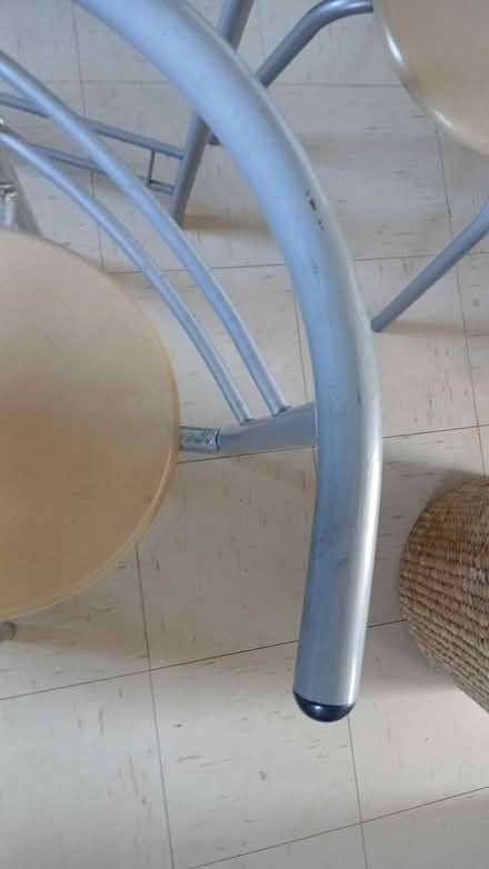 Photo of free 2 seat table and chairs (Draycott DE72) #3