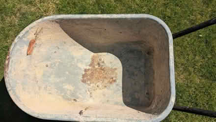 Photo of free Builders wheelbarrow (East Hendred OX12) #2