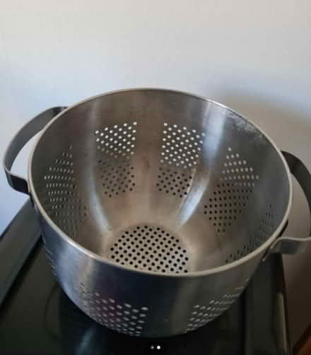 Photo of free Stainless steel colander (Morningside) #2