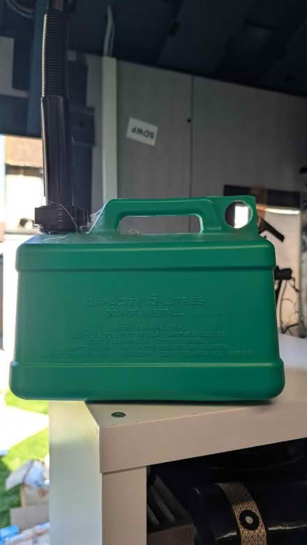 Photo of free Petrol can (Dagenham RM10) #1