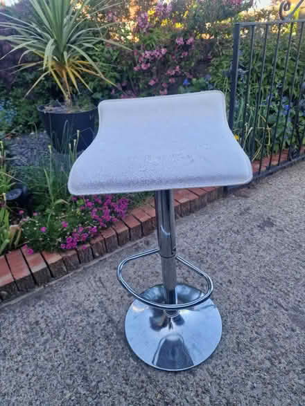 Photo of free Gas Bar Stool (WF4) #1